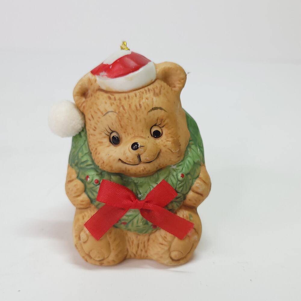BOA Vintage Wreath Bear Christmas Ornament Bell 1986 Taiwan Ceramic 3" Tall